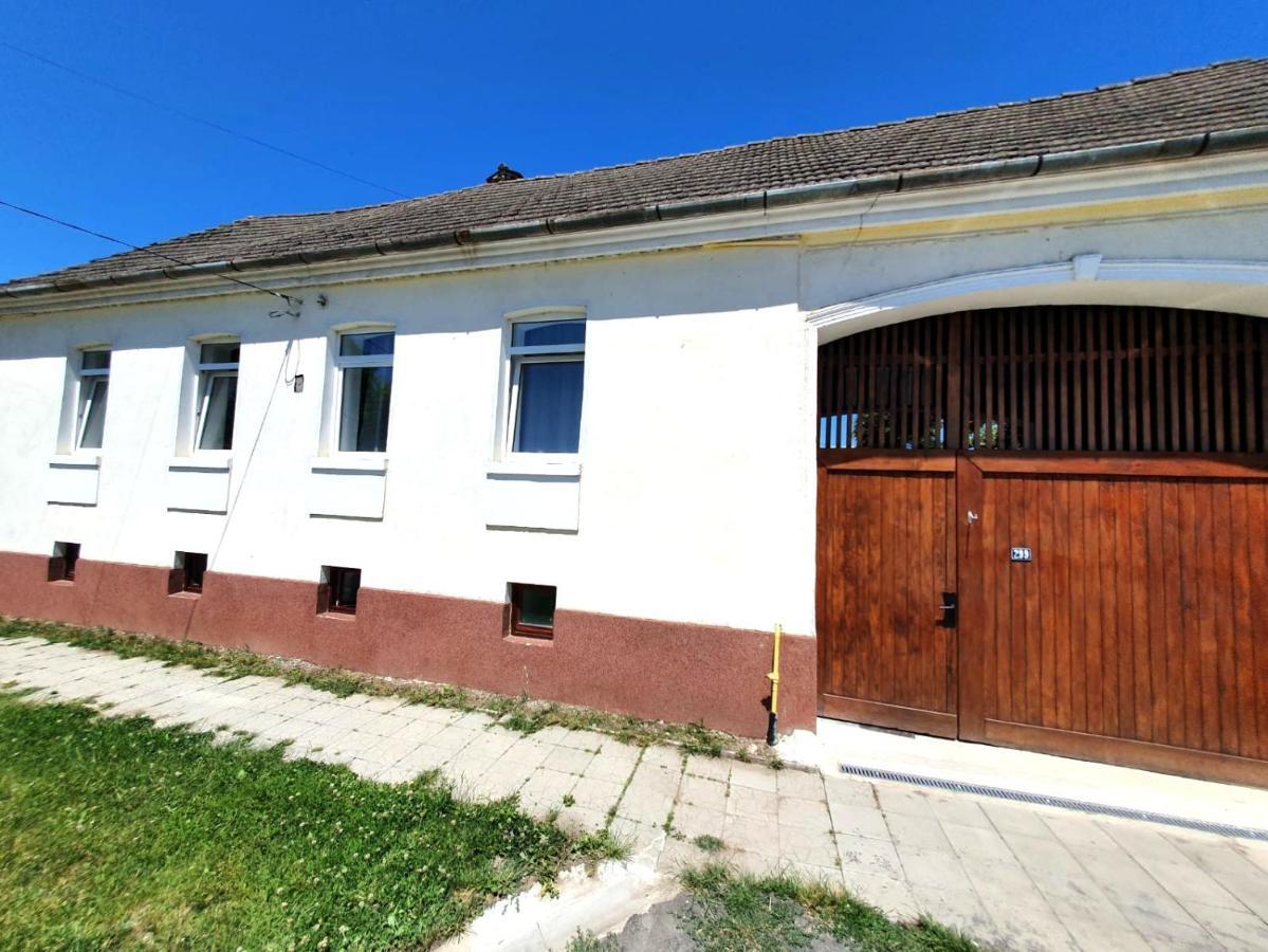 Casa Din Coltul Cetatii Villa Hărman Exteriör bild